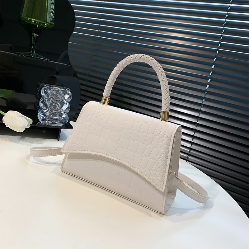 Women's Fashion Temperament Retro Single Shoulder Crossbody Bag