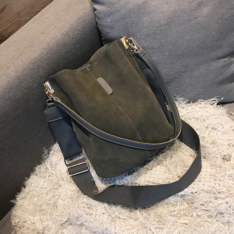 Scrub bucket bag shoulder bag Hanzuva