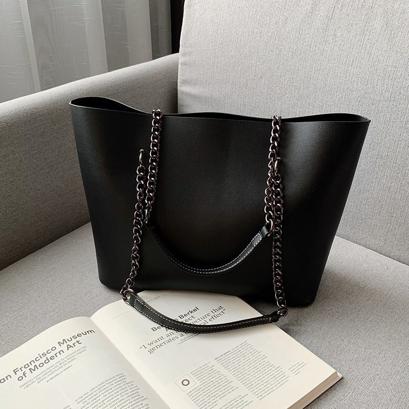 Large capacity shoulder bag Hanzuva