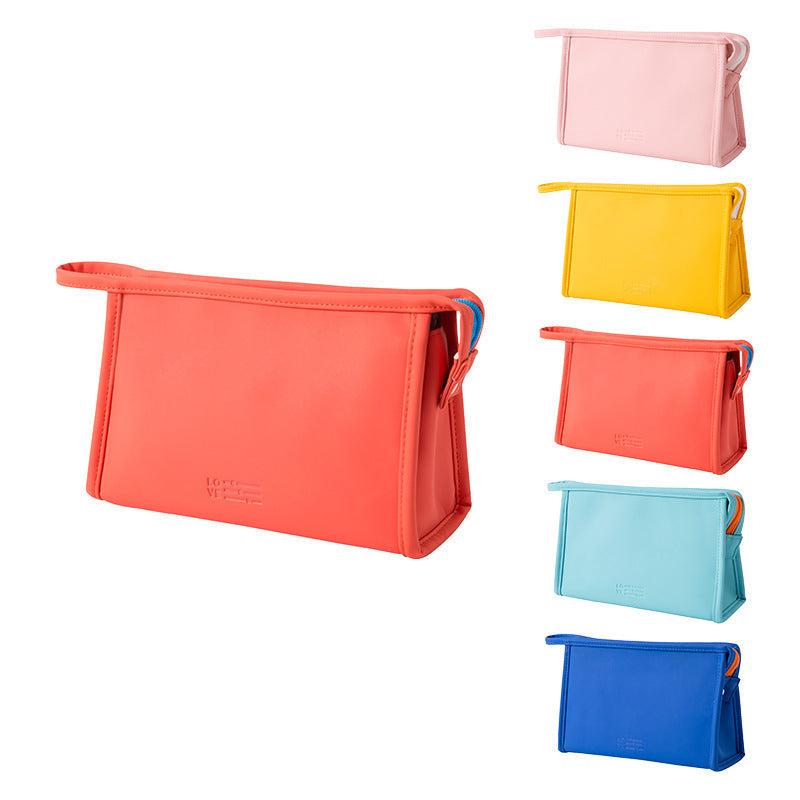 Portable PU cosmetic bag Large capacity triangle bag Hanzuva