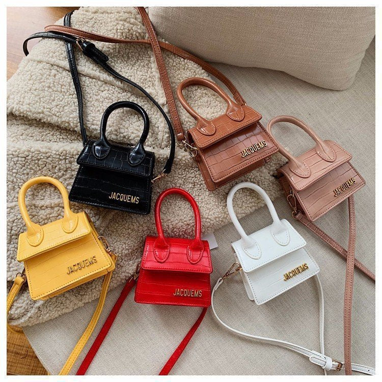 Vintage Handbag French Niche Bag Single Shoulder Messenger Small Square Bag Hanzuva