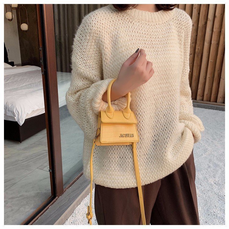 Vintage Handbag French Niche Bag Single Shoulder Messenger Small Square Bag Hanzuva