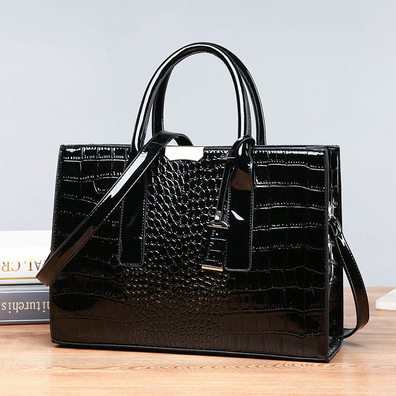 Single Shoulder Bag Embossed Large Capacity Messenger Bag Hanzuva