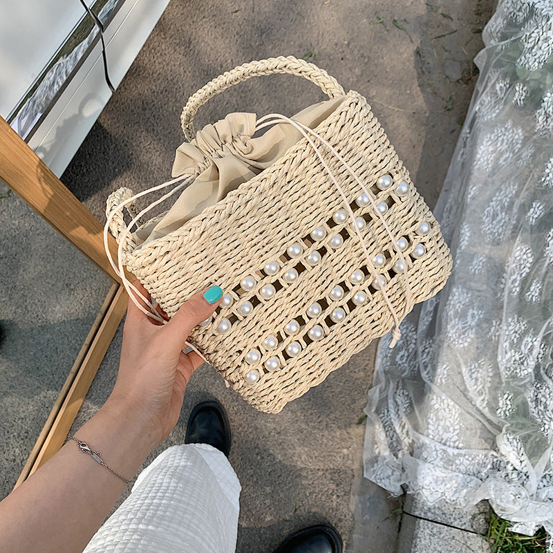 Fashion Messenger Bag Women Casual Western Style One-shoulder Pearl Straw Woven Bag Hanzuva