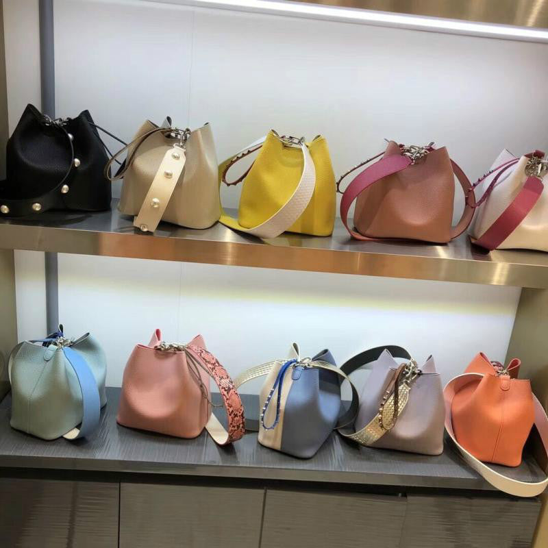 Fashion Leopard Print Bucket Bags For Women Personality Rivet Handbag Python Pattern Strap Shoulder Bags Designer Crossbody Bag Hanzuva