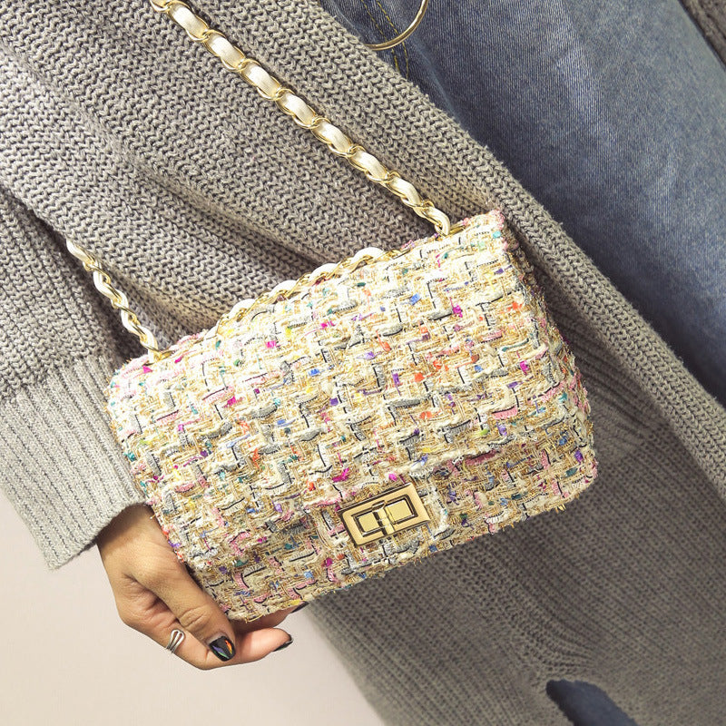 Autumn and winter new women's bag wild small square bag Japan and South Korea fashion lock chain bag shoulder slung