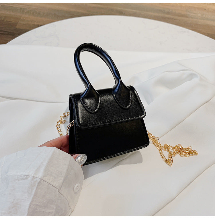 Small square bag Hanzuva