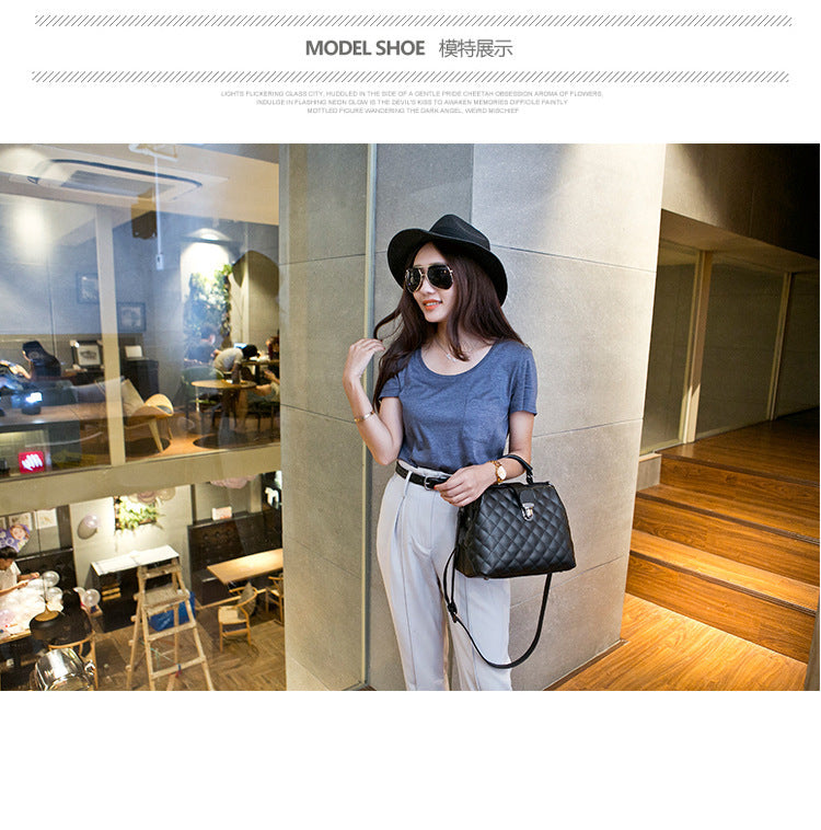 Leather bags 2021 new summer Lingge leather retro Doctor Bag Fashion Shoulder Bag hand Hanzuva