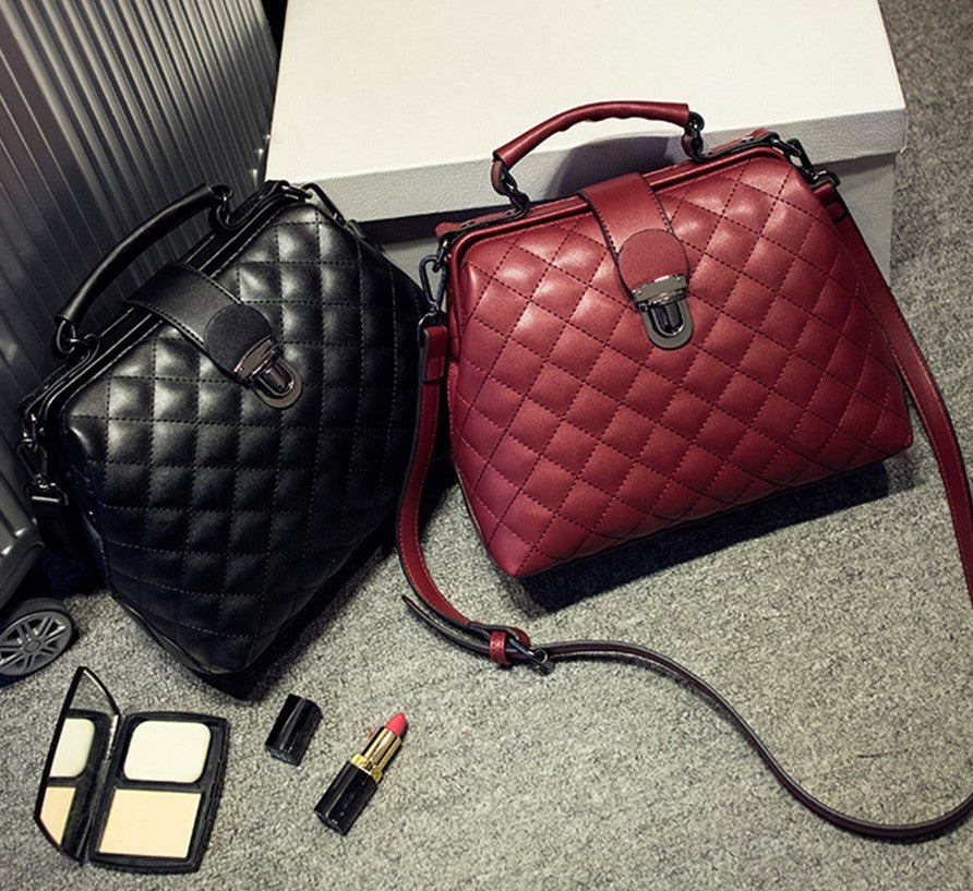 Leather bags 2021 new summer Lingge leather retro Doctor Bag Fashion Shoulder Bag hand Hanzuva