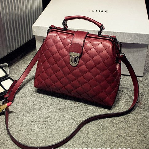 Leather bags 2021 new summer Lingge leather retro Doctor Bag Fashion Shoulder Bag hand Hanzuva