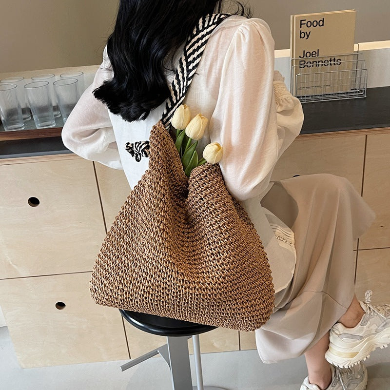 Summer Large Capacity Straw Women's Seaside Vacation Commuter Shoulder Bag