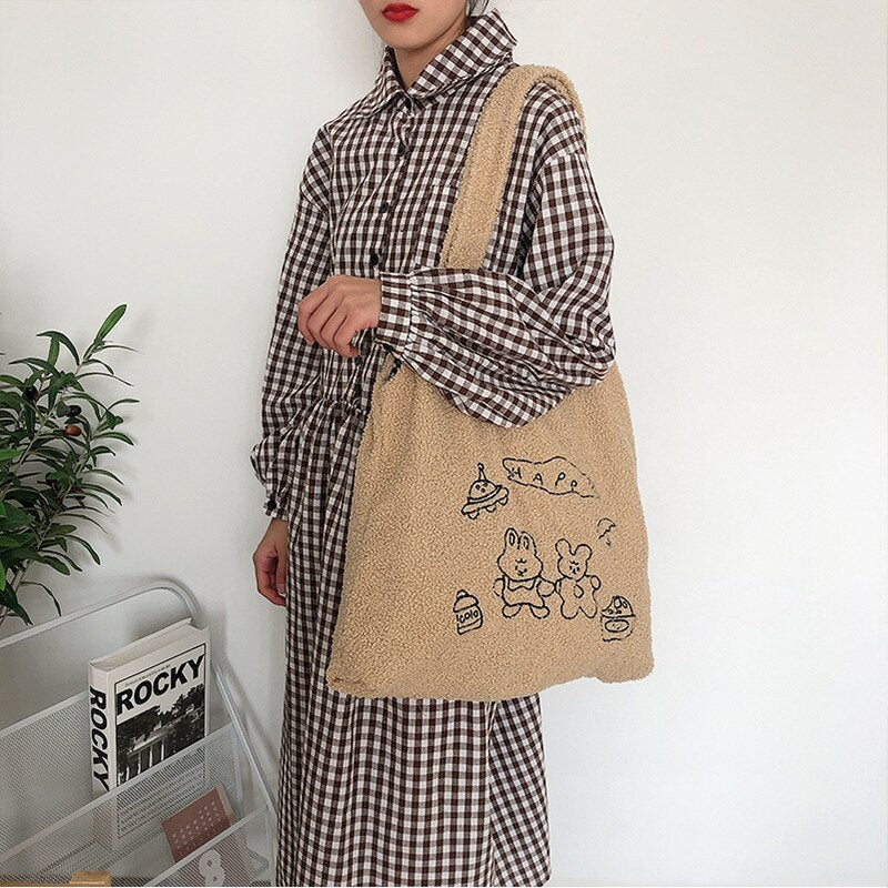 Plush Embroidery Large Capacity Leisure Shopping Bag Hanzuva