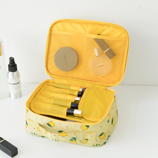 Waterproof portable Female Cosmetic Bag Hanzuva