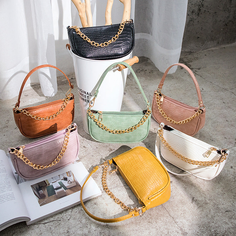 Solid color leather chain underarm bag Hanzuva
