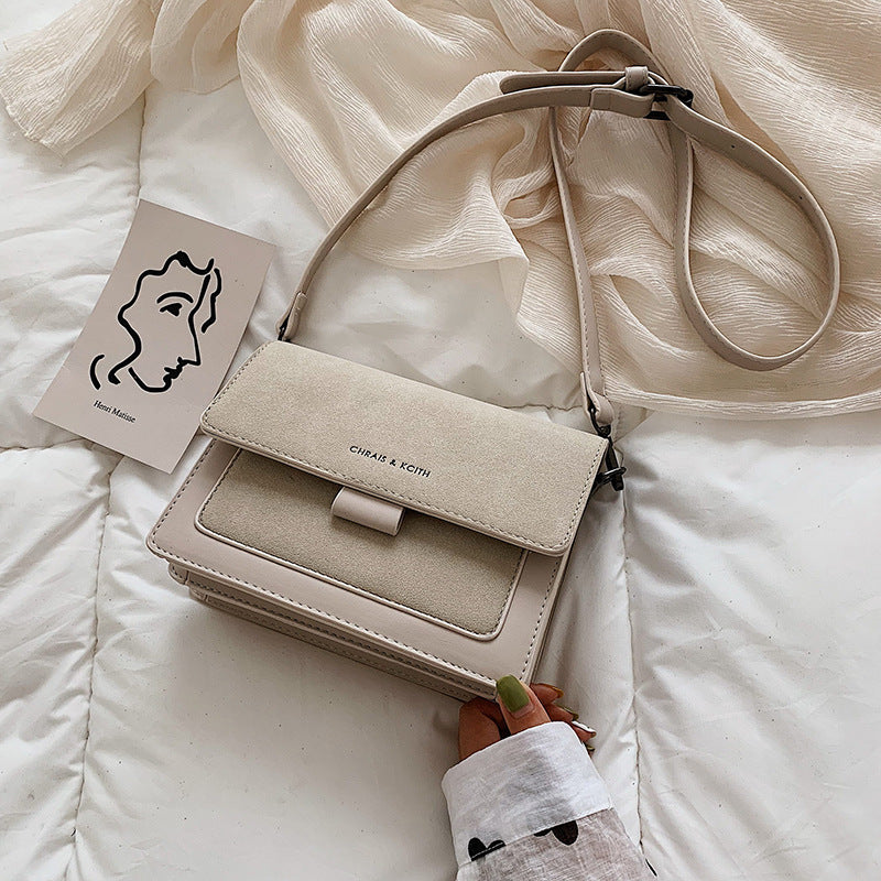 Contrast color small square bag Hanzuva