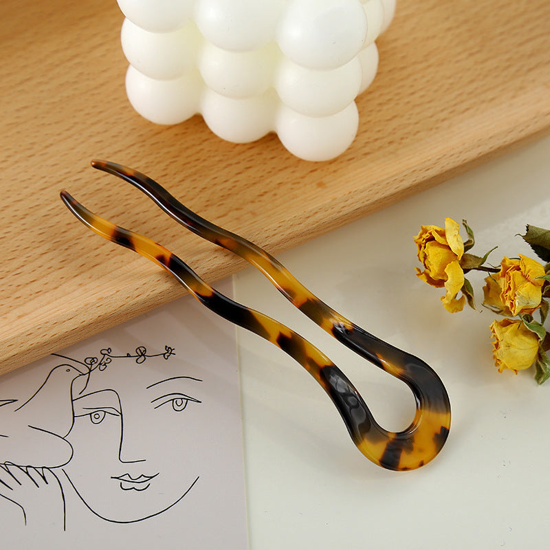 Acetate U-shaped Twist Hairpin Simple