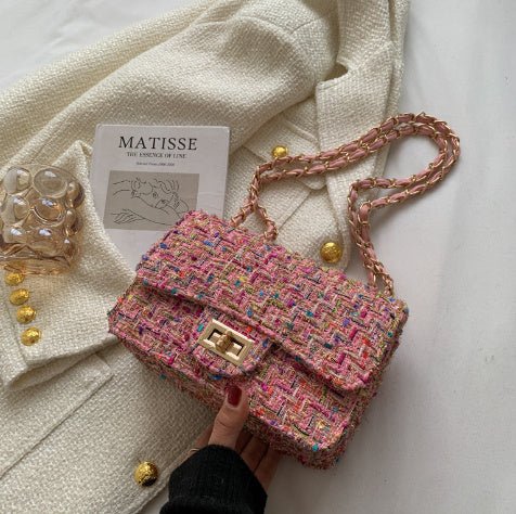 Autumn and winter new women's bag wild small square bag Japan and South Korea fashion lock chain bag shoulder slung