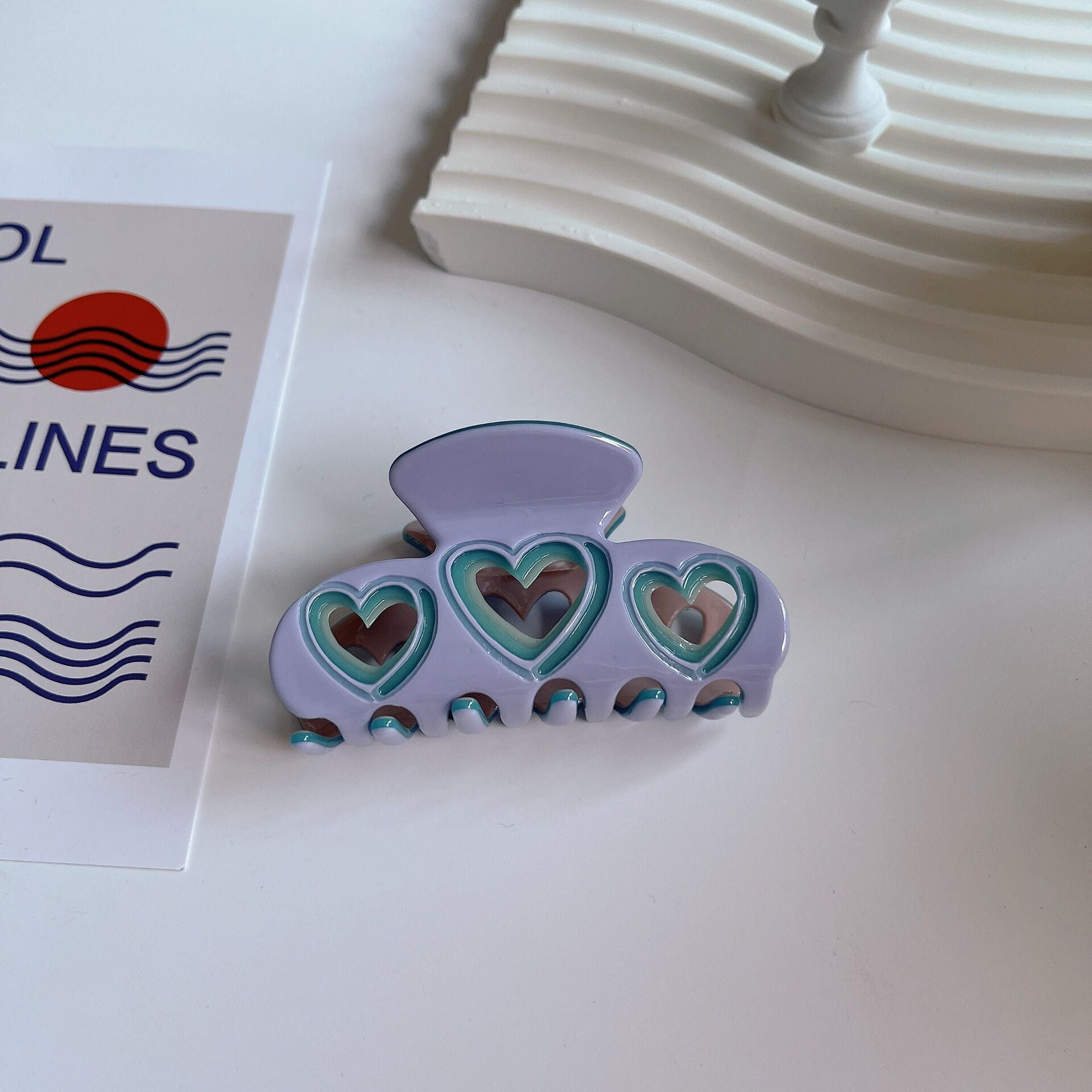 Cute Hollow Girl Heart Grip