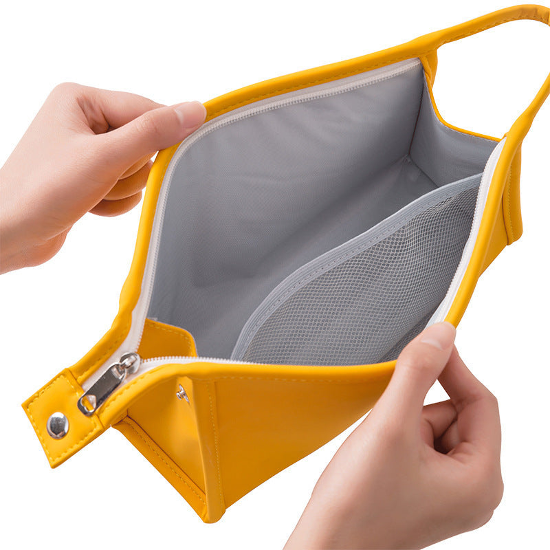 Portable PU cosmetic bag Large capacity triangle bag Hanzuva