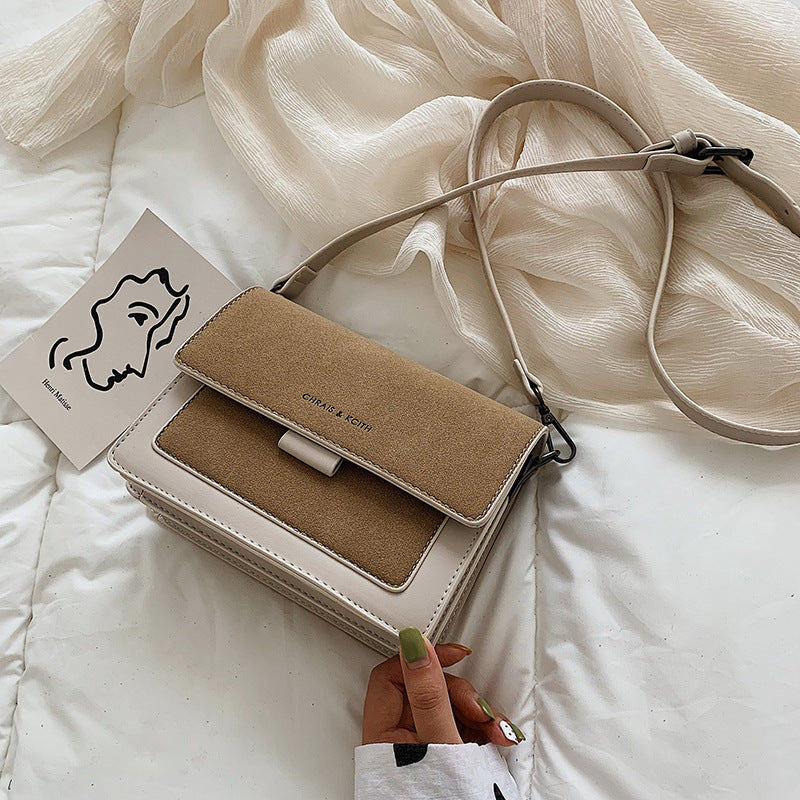 Contrast color small square bag Hanzuva
