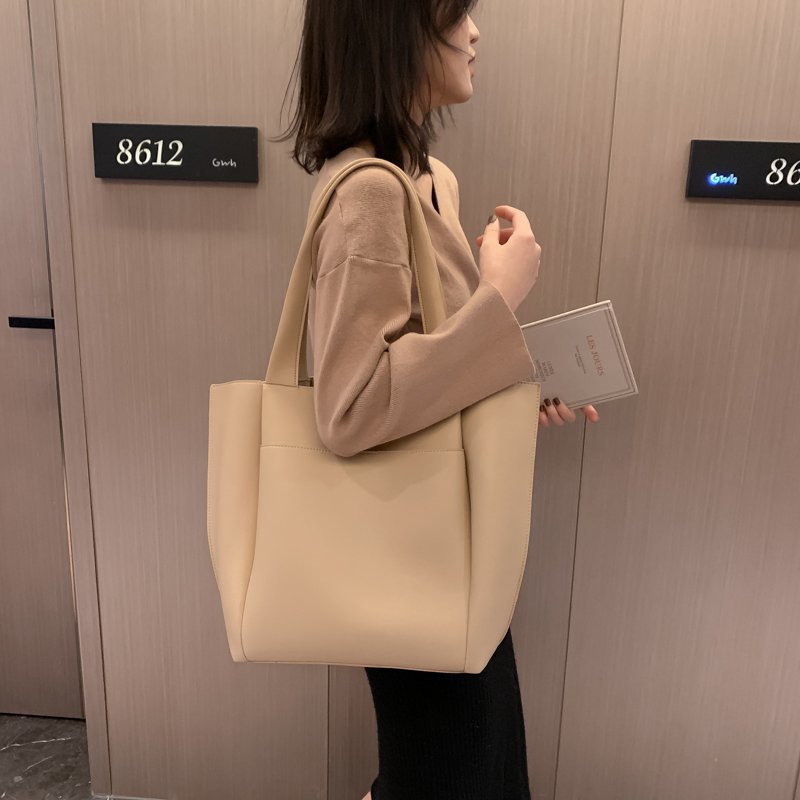 Feminine Commuter Large Soft Leather Shoulder Bag Hanzuva