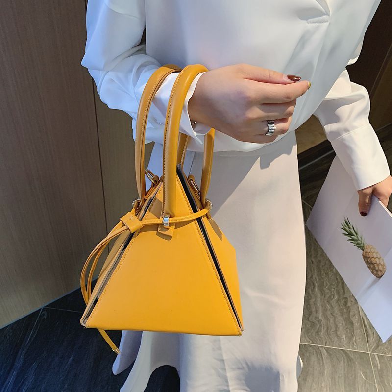 Triangle bag Hanzuva