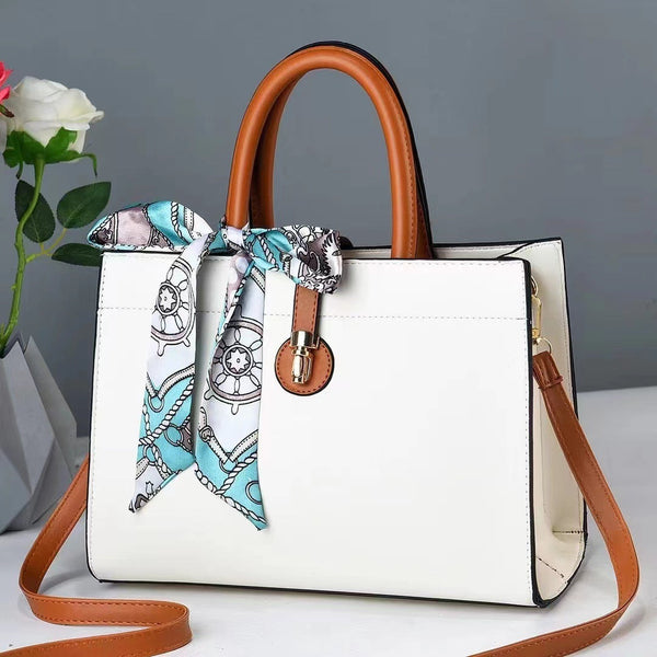 Fashion Women's Portable Large Capacity Shoulder Messenger Bag Hanzuva
