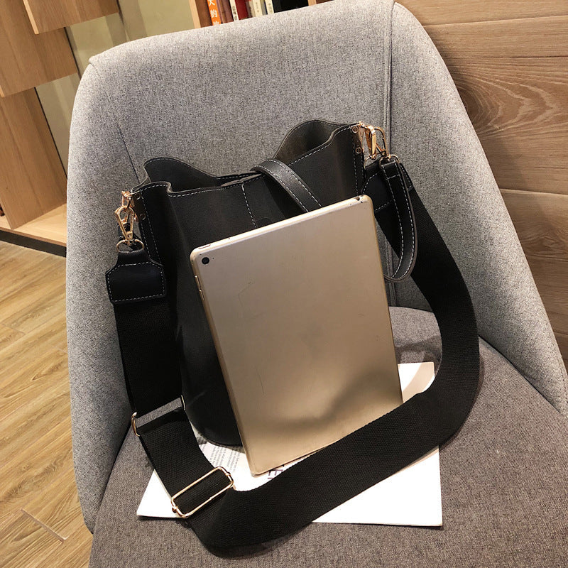 Scrub bucket bag shoulder bag Hanzuva