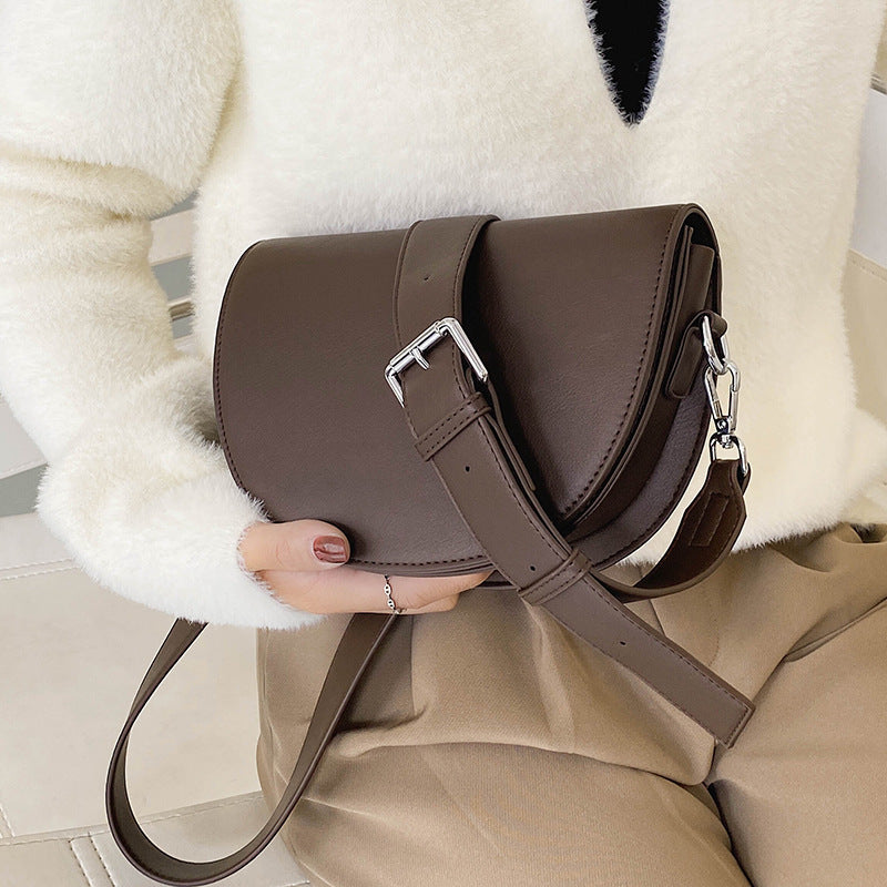 Women's Fashion One-shoulder Messenger Saddle Bag