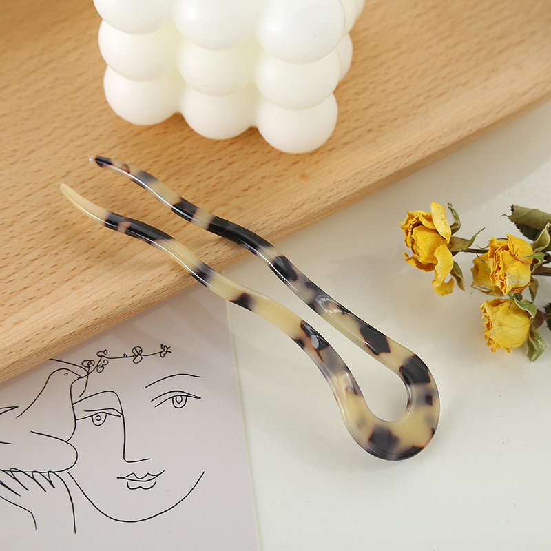 Acetate U-shaped Twist Hairpin Simple
