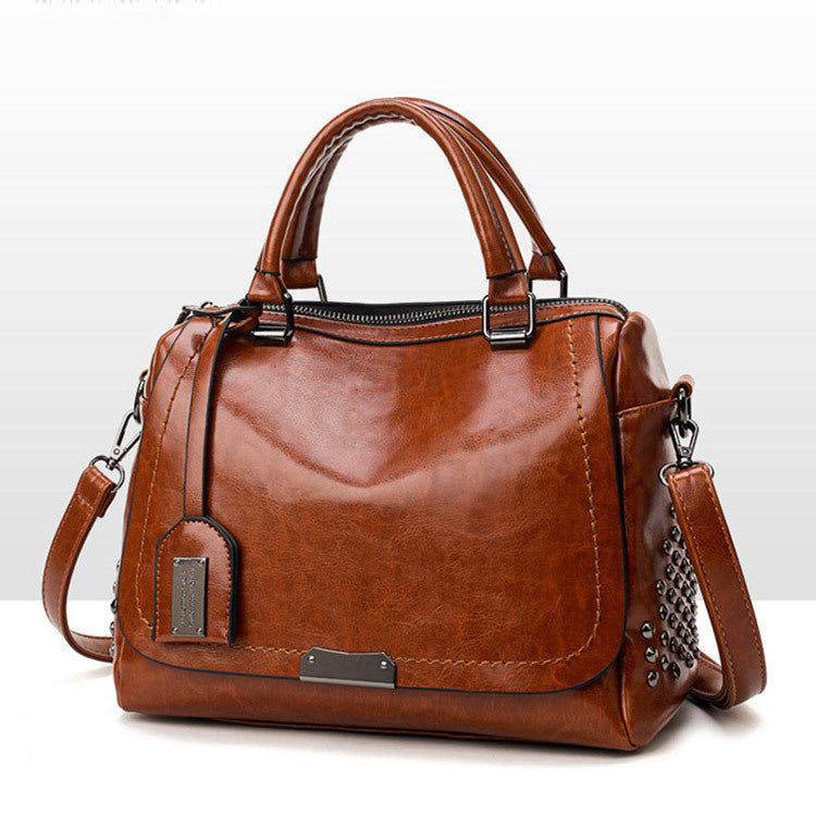 Fashionable And Versatile Soft Leather Messenger Bag Hanzuva